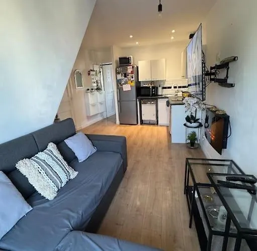 Sous Le Toits De פריז