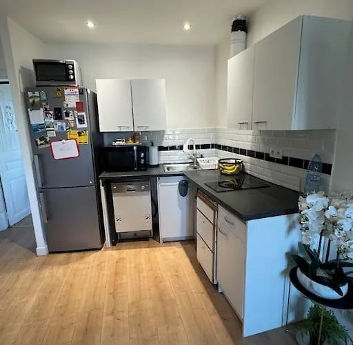 Sous Le Toits De דירה